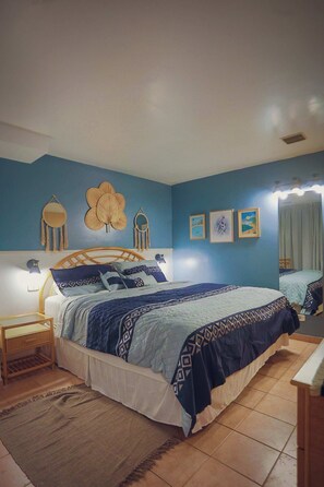 1 habitación, tabla de planchar con plancha, wifi y ropa de cama 