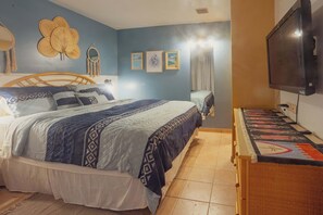 1 bedroom, iron/ironing board, travel cot, WiFi