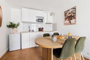 Dining - Duplex moderne proche metro - Mairie des Lilas (Les Lilas)
