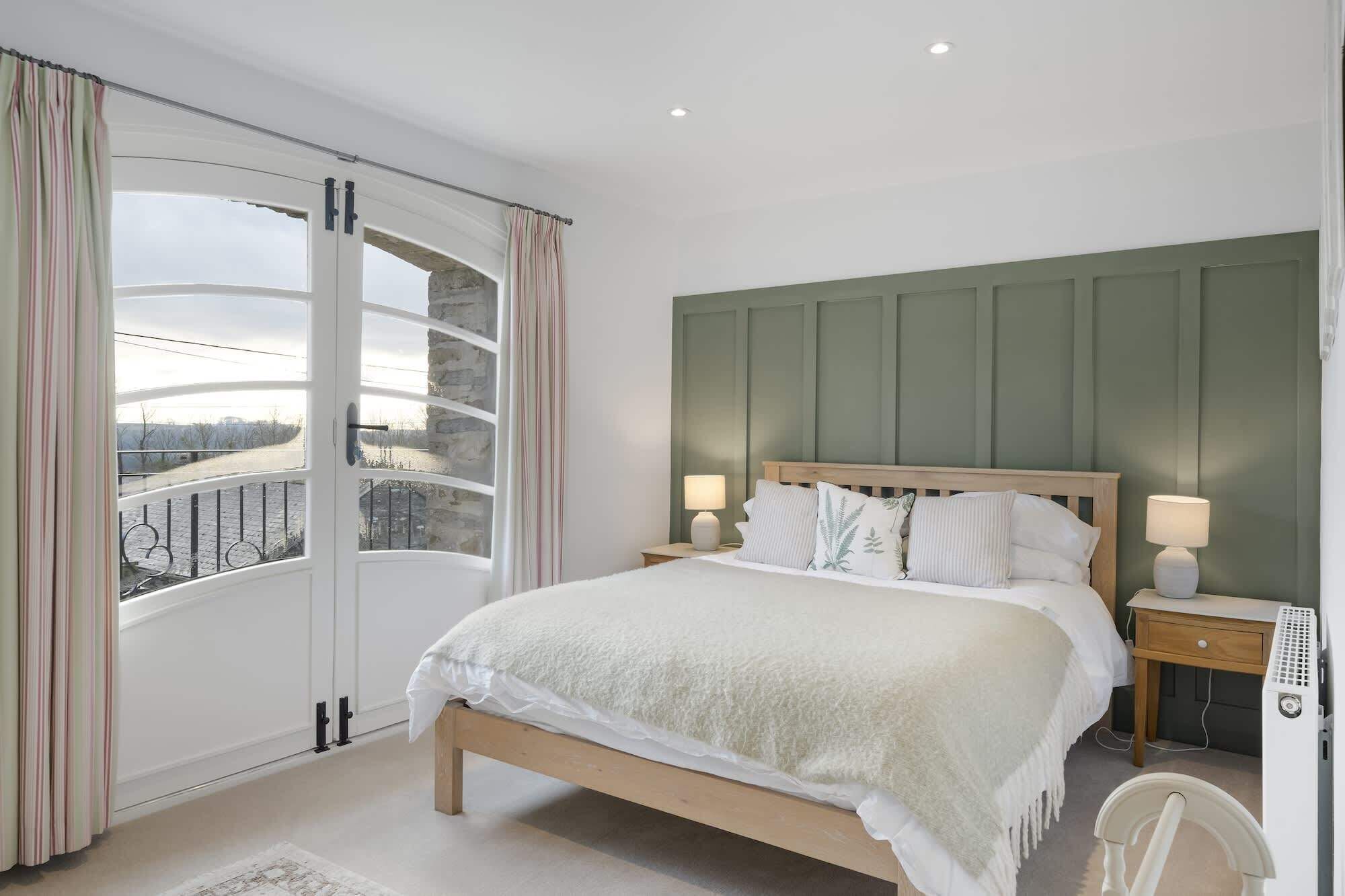 3 Schlafzimmer, Bügeleisen/Bügelbrett, Reisekinderbett, WLAN