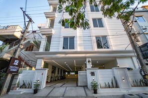 Bagian depan properti