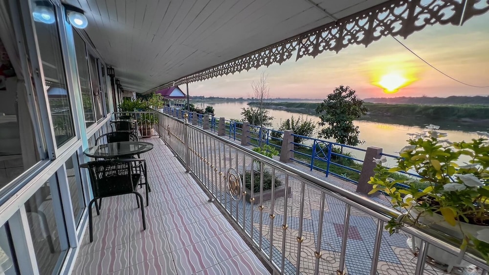 โรงแรม 3 ดาว