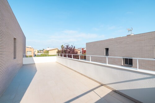 Holiday Home 'Vidalet Solo Familias' with Private Pool, Wi-Fi and Air Conditioning