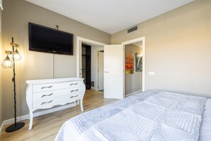 4 camere, ferro/asse da stiro, Wi-Fi gratuito, lenzuola