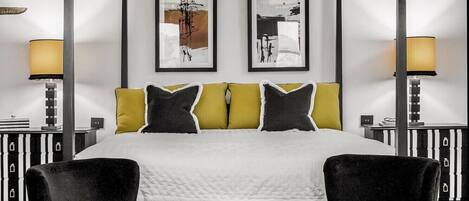 Iron/ironing board, internet, bed sheets