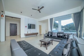 Interior - Ace Castle by Xplore Indo (Kotagiri)