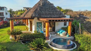 Nhà Cao cấp, quang cảnh biển | Bồn tắm spa riêng