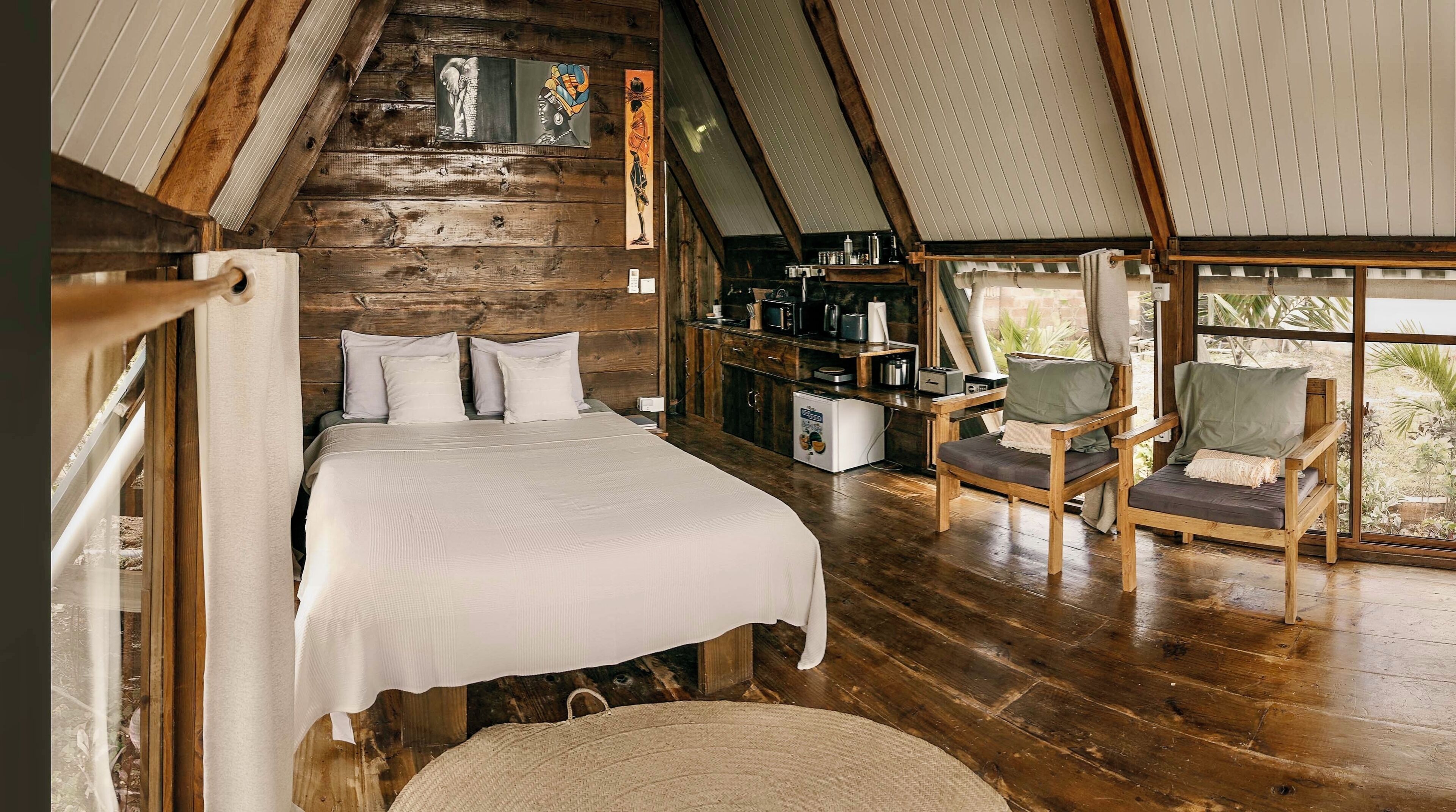 1 chambre, fer et planche à repasser, accès Internet, draps fournis
