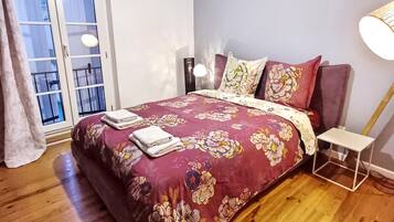 3 chambres, fer et planche Ă repasser, accĂšs Internet, draps fournis