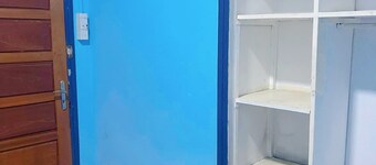 New room in the heart of Bonapriso