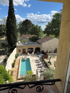 Piscine extérieure
