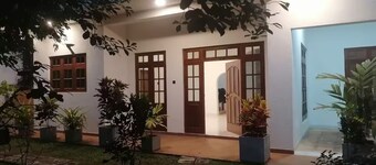 River Valley Holiday Retreat- 3BR Holiday Home