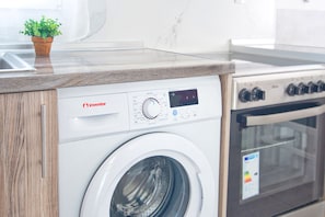 Flat-screen TV - Zografia Apartments (Corfu)