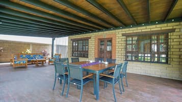 Family Cottage | Terrace/patio