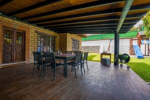 Family Cottage | Terrace/patio