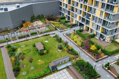 lUX RESIDENCE IN HIGH FLOOR