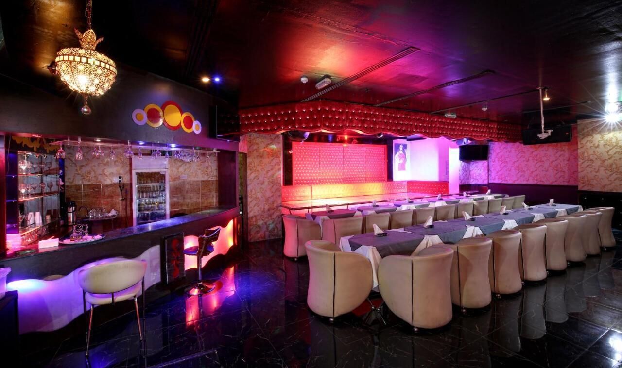 بار (في المنشاة)