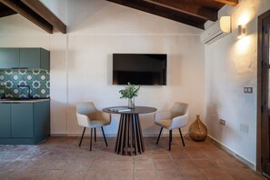 Sistema de insonorización, wifi gratis y ropa de cama 