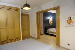 3 chambres, bureau, fer et planche à repasser, Wi-Fi gratuit