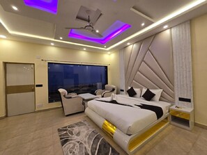Premium Room with Sea View | Room amenity - Ricardo Beach Resort (Kanthi)