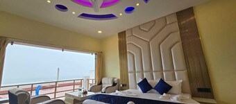 Ricardo Beach Resort