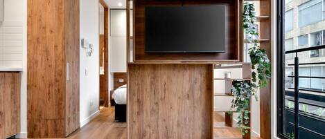 1 soverom, skrivebord, strykejern/-brett og wi-fi