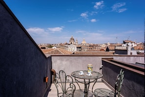 Deluxe Duplex | Terrace/patio - Terrace Vecchio Bastione Wonderful Italy (Catania)