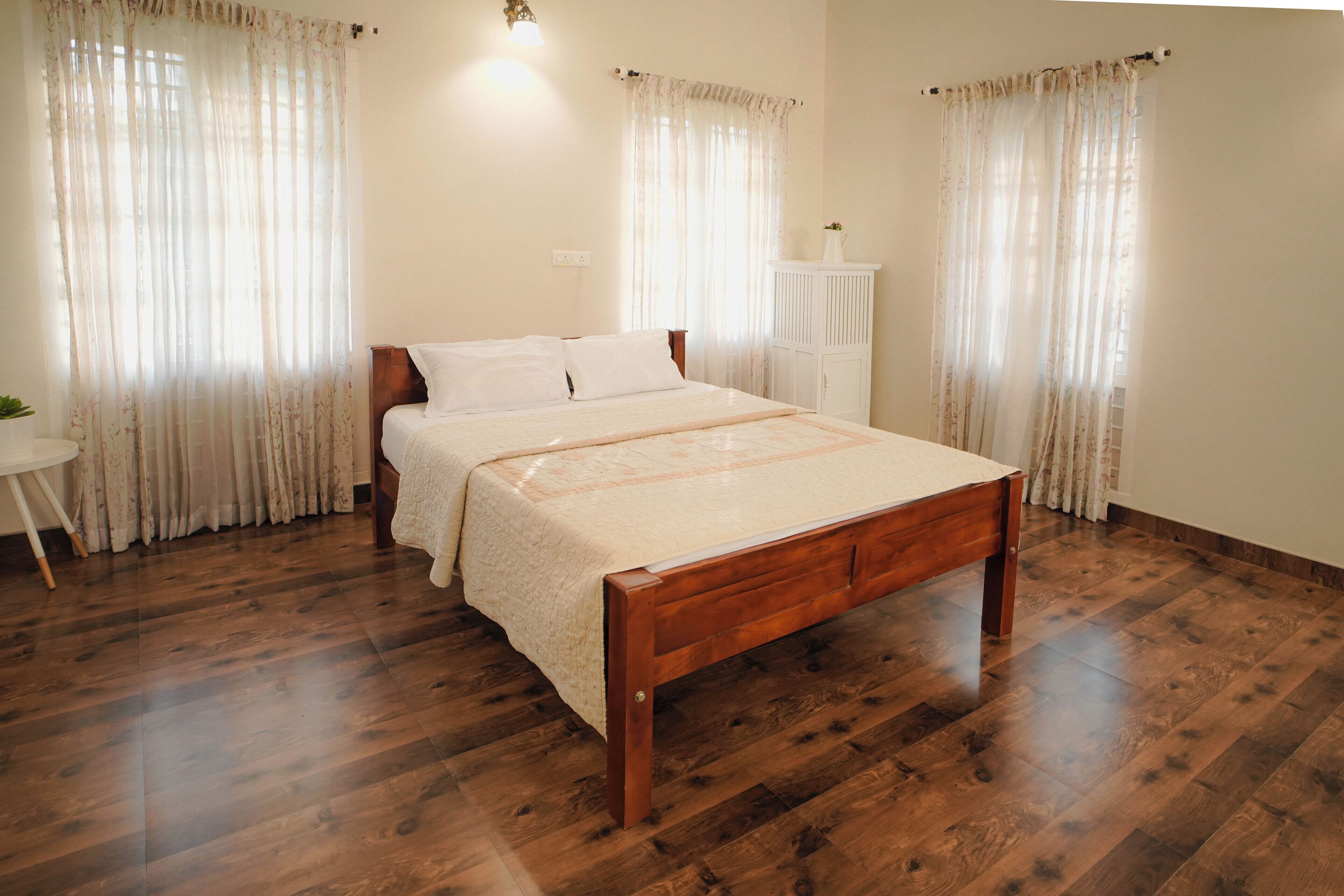 3 bedrooms, WiFi, bed sheets