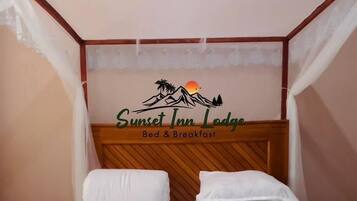 Desk, iron/ironing board, free WiFi