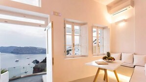 Superior Suite with Outdoor Hot Tub | Spisestue
