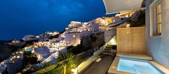 Oia Vista Houses