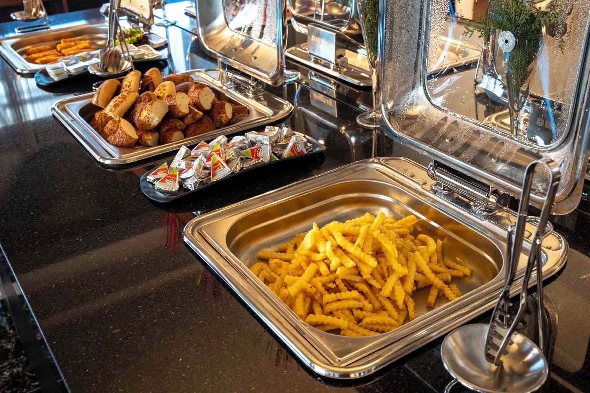 Petit déjeuner buffet compris tous les jours