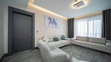 Junior Room | Living area | Heated floors