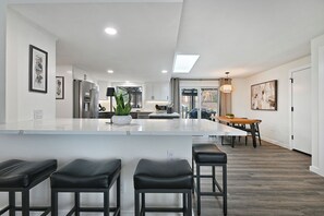 Fridge, microwave, oven, stovetop - ✨Escape to Manor Hill Haven!
Accessible 2BR retreat with hot tub, modern comfort & mountain views. Perfect for families, couples & business travelers. (Medford)