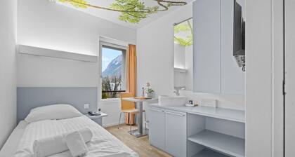 Cosy single room in the heart of Sierre