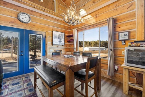 Wapiti Trail Retreat