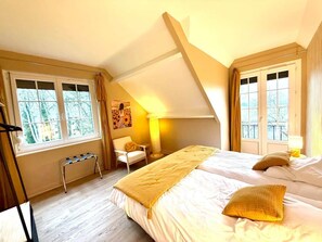 6 soverom, strykejern/-brett, wi-fi (inkludert) og sengetøy