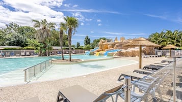 Alberca techada y alberca climatizada