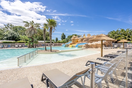 Indoor pool, a heated pool. Mobile Home 'Ile D'Oleron' with Shared Pool, Private Terrace and Garden