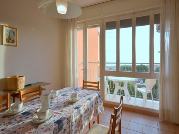 Dining - Seaside retreat in Bibione (Bibione)
