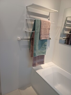 Departamento, 2 habitaciones, para fumadores, balcón | Baño