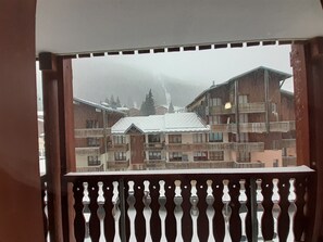 Interior - Studio in resort with south balcony, near lifts, Wi-Fi, free parking (Valfréjus)