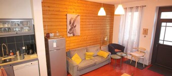 Cozy house 3 br., near market and cable car in Luchon