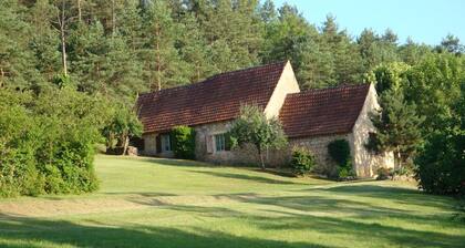 Maison avec un grand jardin en pleine nature