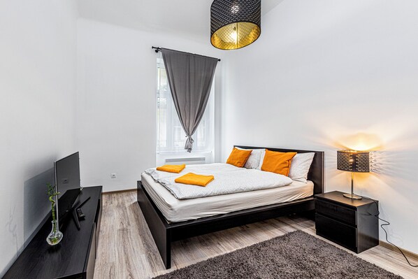 1 bedroom, iron/ironing board, free WiFi, bed sheets