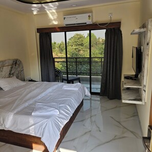 Deluxe Room, Balcony