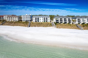 Exterior - Gulf Front, 2 BR/ 2 BA Private Beach Access Pool & Bikes (Seagrove Beach)