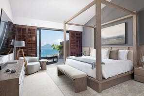 4 bedrooms, in-room safe, desk, iron/ironing board