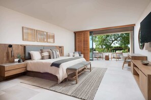 5 Schlafzimmer, Zimmersafe, Schreibtisch, Bügeleisen/Bügelbrett