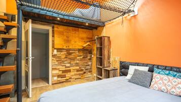 2 dormitorios, tabla de planchar con plancha, wifi gratis y ropa de cama